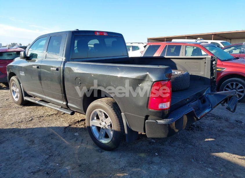 Photo 3 of 2018 Ram 1500 EXPRESS 4X4 6'4 BOX (VIN 1C6RR7FG1JS113902)