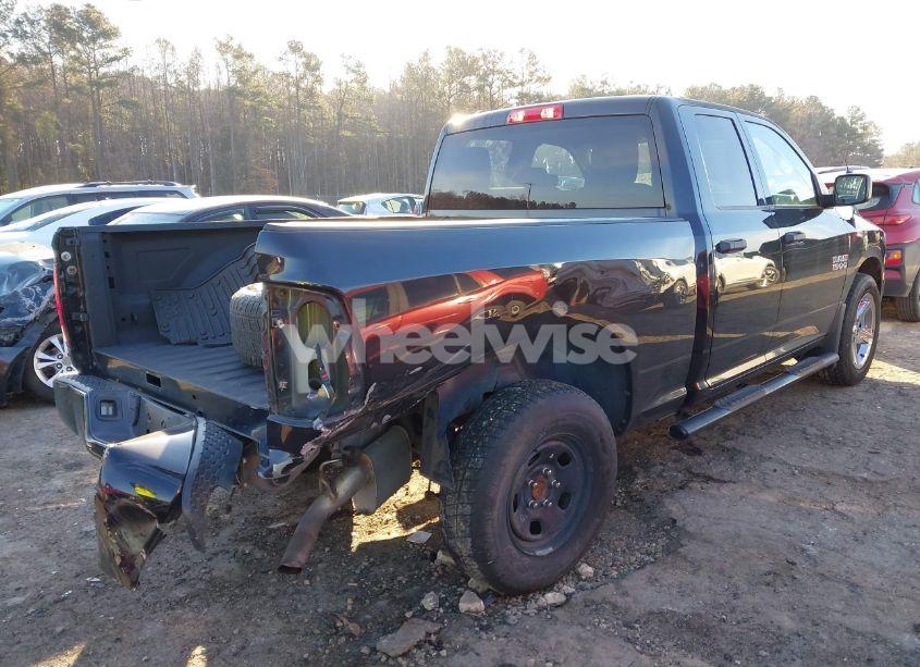 Photo 4 of 2018 Ram 1500 EXPRESS 4X4 6'4 BOX (VIN 1C6RR7FG1JS113902)