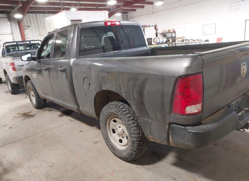 Photo 3 of 2018 Ram 1500 TRADESMAN 4X4 6'4 BOX (VIN 1C6RR7FG1JS282110)