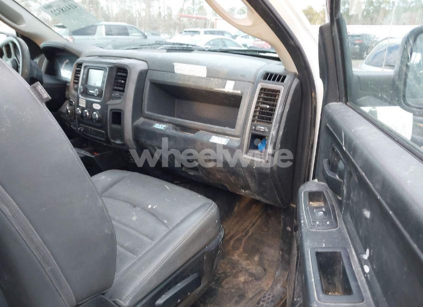 Photo 5 of 2016 Ram 1500 TRADESMAN (VIN 1C6RR7FG2GS383729)