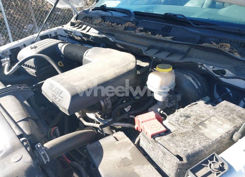 Photo 10 of 2017 Ram 1500 EXPRESS 4X4 6'4 BOX (VIN 1C6RR7FG2HS852044)