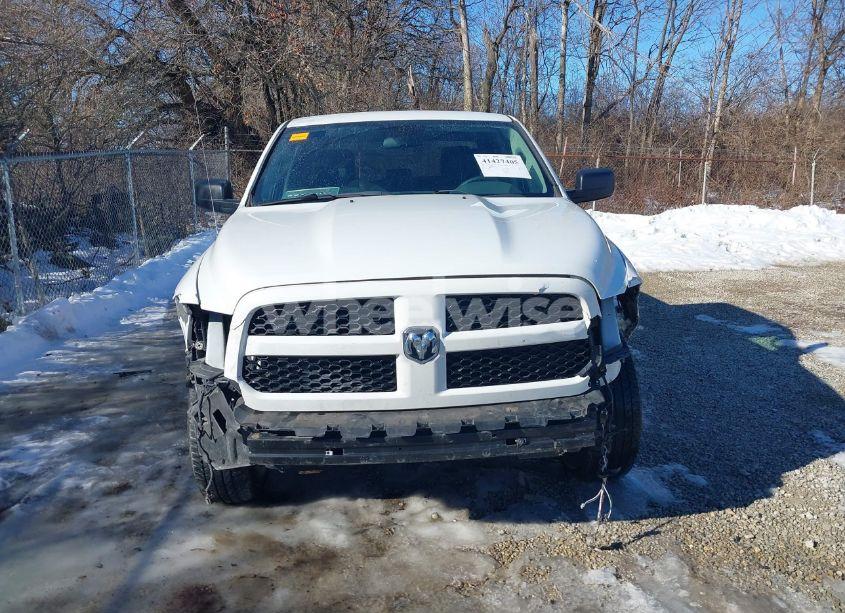 Photo 13 of 2017 Ram 1500 EXPRESS 4X4 6'4 BOX (VIN 1C6RR7FG2HS852044)