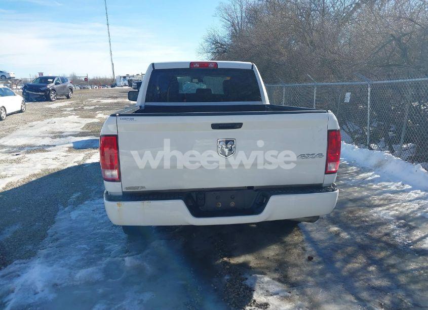Photo 17 of 2017 Ram 1500 EXPRESS 4X4 6'4 BOX (VIN 1C6RR7FG2HS852044)