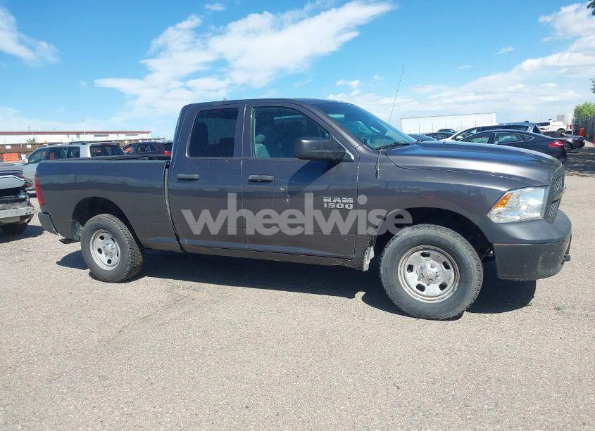 Photo 13 of 2018 Ram 1500 TRADESMAN 4X4 6'4 BOX (VIN 1C6RR7FG2JS285033)