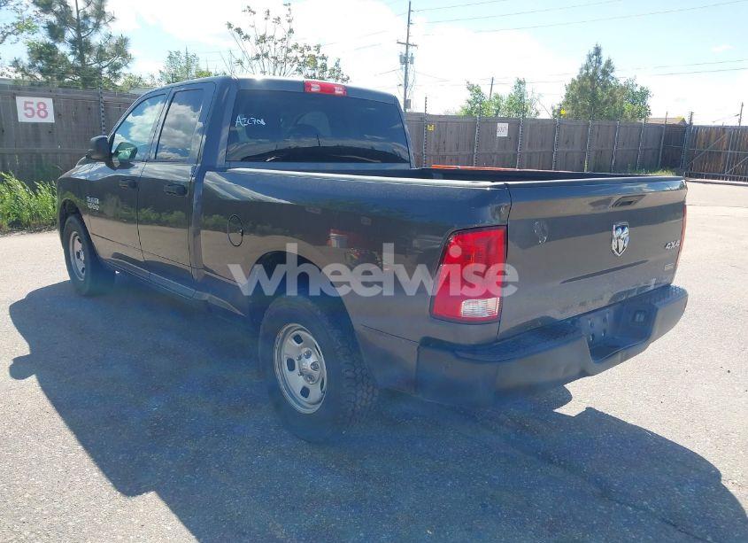 Photo 3 of 2018 Ram 1500 TRADESMAN 4X4 6'4 BOX (VIN 1C6RR7FG2JS285033)
