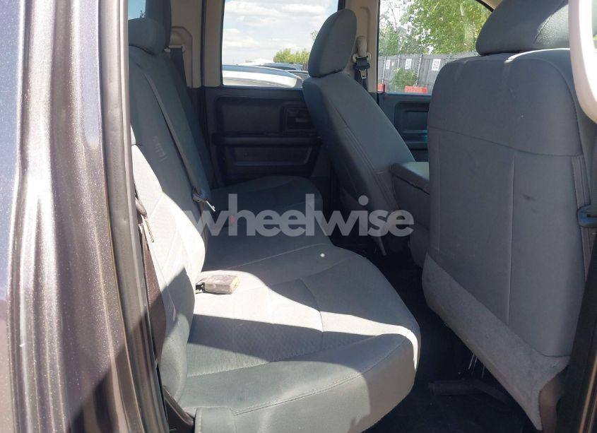 Photo 8 of 2018 Ram 1500 TRADESMAN 4X4 6'4 BOX (VIN 1C6RR7FG2JS285033)