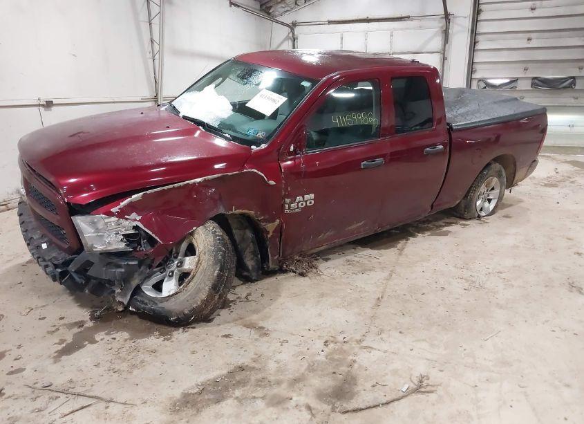 Photo 2 of 2019 Ram 1500 CLASSIC EXPRESS 4X4 6'4 BOX (VIN 1C6RR7FG2KS544282)