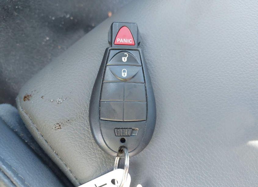 Photo 11 of 2019 Ram 1500 CLASSIC TRADESMAN QUAD CAB 4X4 6'4 BOX (VIN 1C6RR7FG2KS652837)