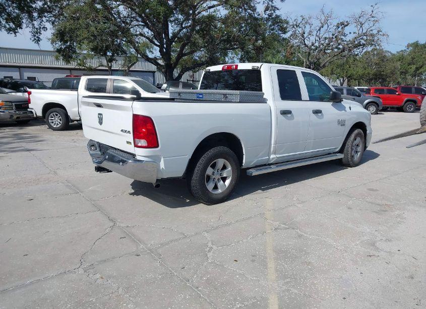 Photo 4 of 2019 Ram 1500 CLASSIC TRADESMAN QUAD CAB 4X4 6'4 BOX (VIN 1C6RR7FG2KS652837)