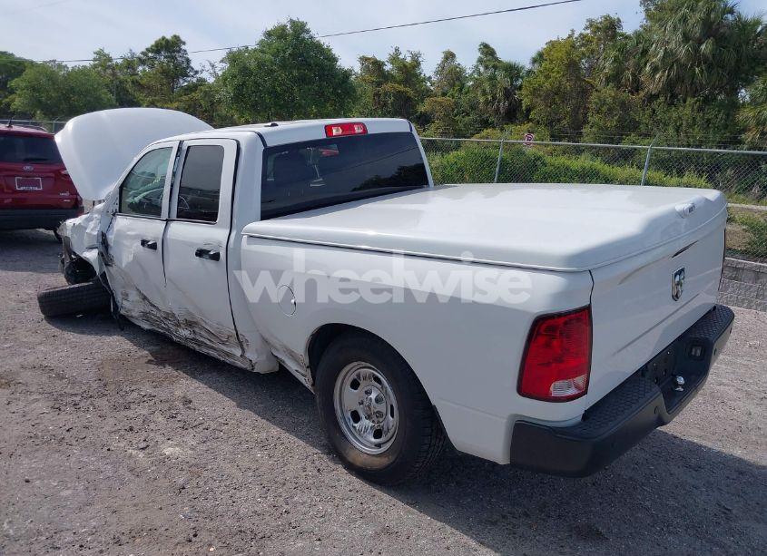 Photo 3 of 2022 Ram 1500 CLASSIC TRADESMAN 4X4 6'4 BOX (VIN 1C6RR7FG2NS187254)