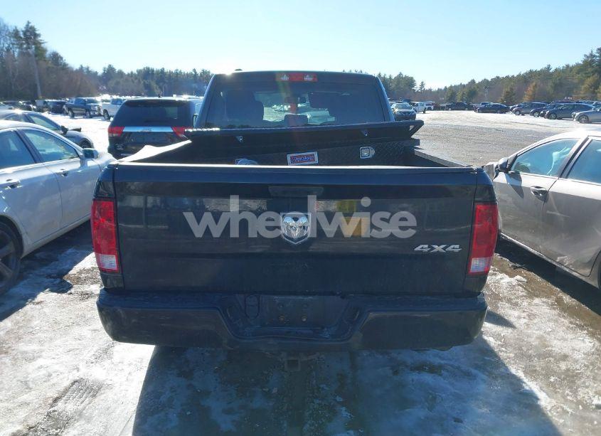 Photo 16 of 2018 Ram 1500 EXPRESS 4X4 6'4 BOX (VIN 1C6RR7FG3JS222877)