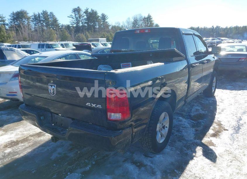 Photo 4 of 2018 Ram 1500 EXPRESS 4X4 6'4 BOX (VIN 1C6RR7FG3JS222877)