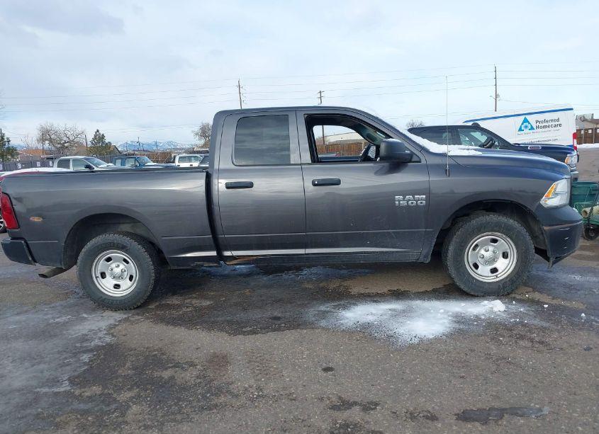 Photo 13 of 2018 Ram 1500 (VIN 1C6RR7FG3JS285039)