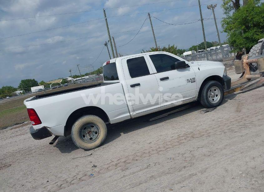 Photo 4 of 2019 Ram 1500 CLASSIC TRADESMAN 4X4 6'4 BOX (VIN 1C6RR7FG3KS609852)