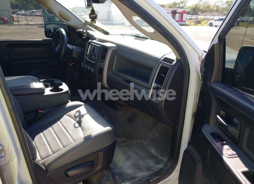 Photo 5 of 2019 Ram 1500 CLASSIC TRADESMAN 4X4 6'4 BOX (VIN 1C6RR7FG3KS609852)