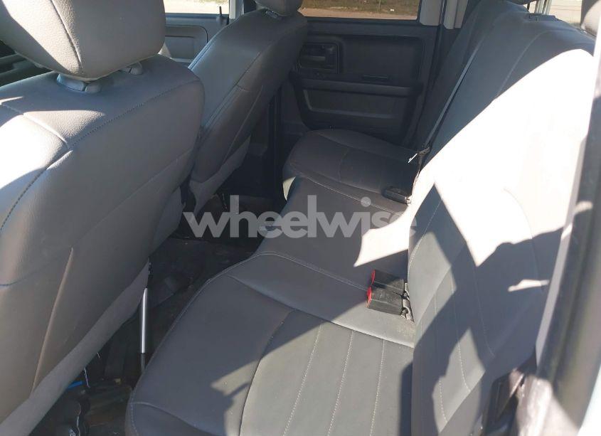 Photo 8 of 2019 Ram 1500 CLASSIC TRADESMAN 4X4 6'4 BOX (VIN 1C6RR7FG3KS609852)