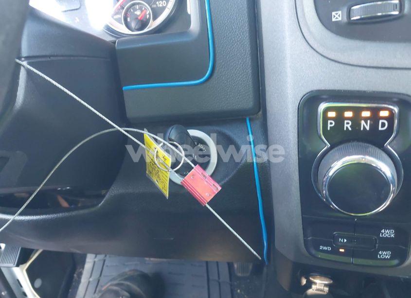 Photo 11 of 2019 Ram 1500 CLASSIC EXPRESS 4X4 6'4 BOX (VIN 1C6RR7FG3KS631821)