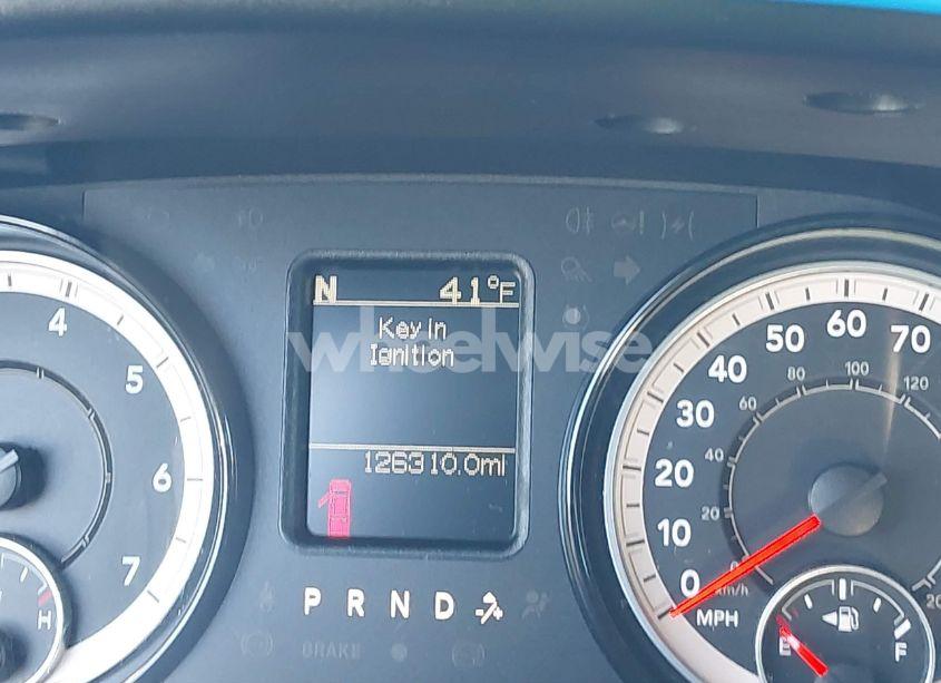 Photo 7 of 2019 Ram 1500 CLASSIC EXPRESS 4X4 6'4 BOX (VIN 1C6RR7FG3KS631821)