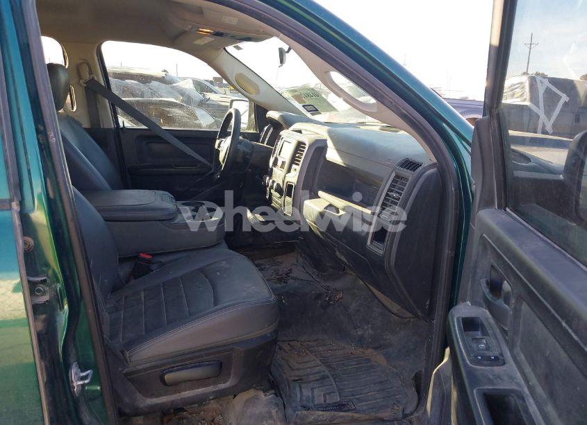 Photo 5 of 2019 Ram 1500 CLASSIC TRADESMAN 4X4 6'4 BOX (VIN 1C6RR7FG3KS645329)