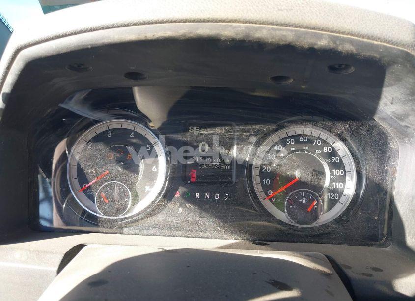 Photo 7 of 2019 Ram 1500 CLASSIC TRADESMAN 4X4 6'4 BOX (VIN 1C6RR7FG3KS645329)