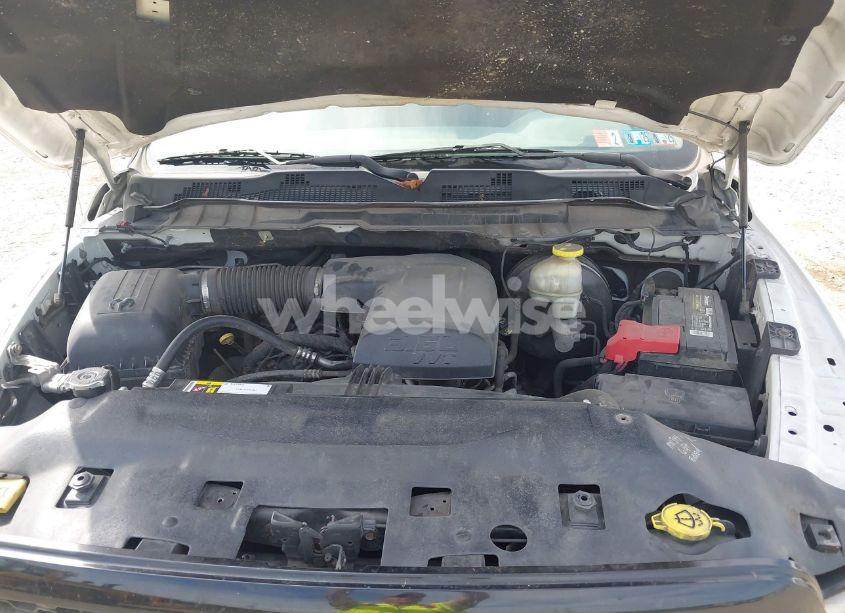 Photo 10 of 2017 Ram 1500 TRADESMAN QUAD CAB 4X4 6'4 BOX (VIN 1C6RR7FG4HS840378)