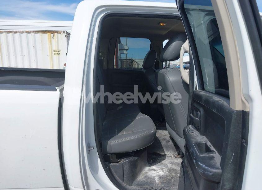 Photo 8 of 2017 Ram 1500 TRADESMAN QUAD CAB 4X4 6'4 BOX (VIN 1C6RR7FG4HS840378)