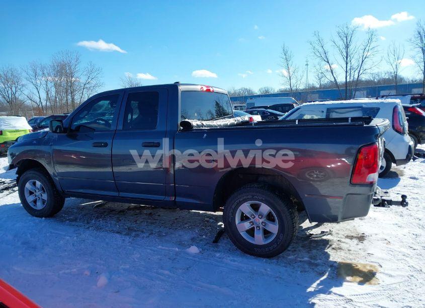 Photo 15 of 2018 Ram 1500 EXPRESS 4X4 6'4 BOX (VIN 1C6RR7FG4JS260831)