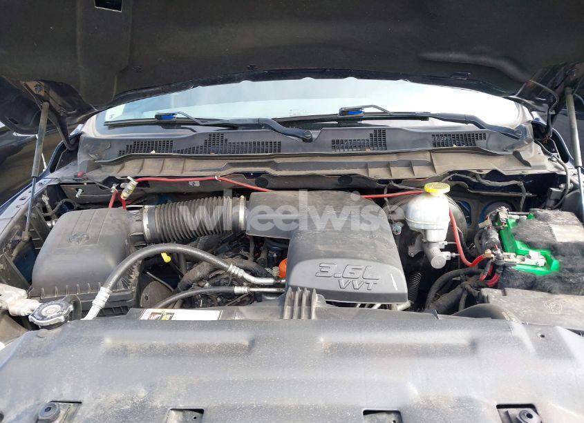 Photo 10 of 2018 Ram 1500 EXPRESS 4X4 6'4 BOX (VIN 1C6RR7FG4JS269271)