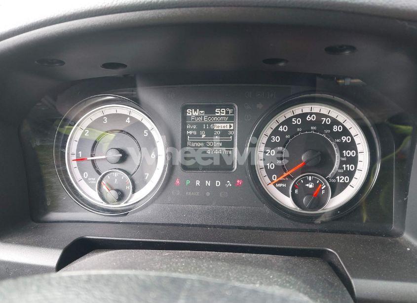 Photo 7 of 2018 Ram 1500 EXPRESS 4X4 6'4 BOX (VIN 1C6RR7FG4JS269271)