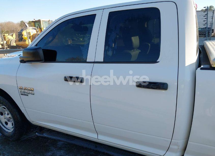 Photo 14 of 2019 Ram 1500 CLASSIC TRADESMAN 4X4 6'4 BOX (VIN 1C6RR7FG4KS615112)