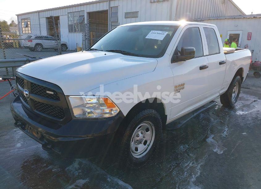 Photo 2 of 2019 Ram 1500 CLASSIC TRADESMAN 4X4 6'4 BOX (VIN 1C6RR7FG4KS615112)