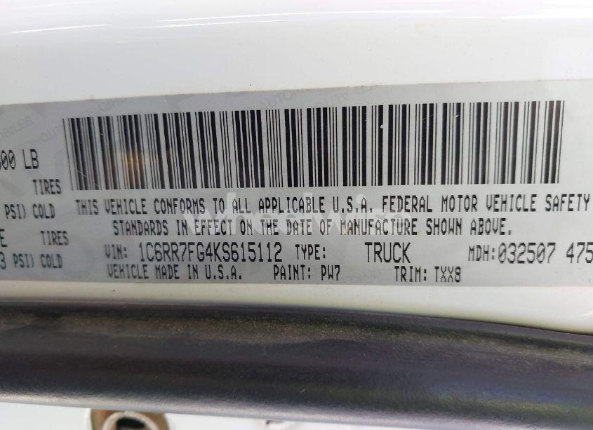 Photo 9 of 2019 Ram 1500 CLASSIC TRADESMAN 4X4 6'4 BOX (VIN 1C6RR7FG4KS615112)