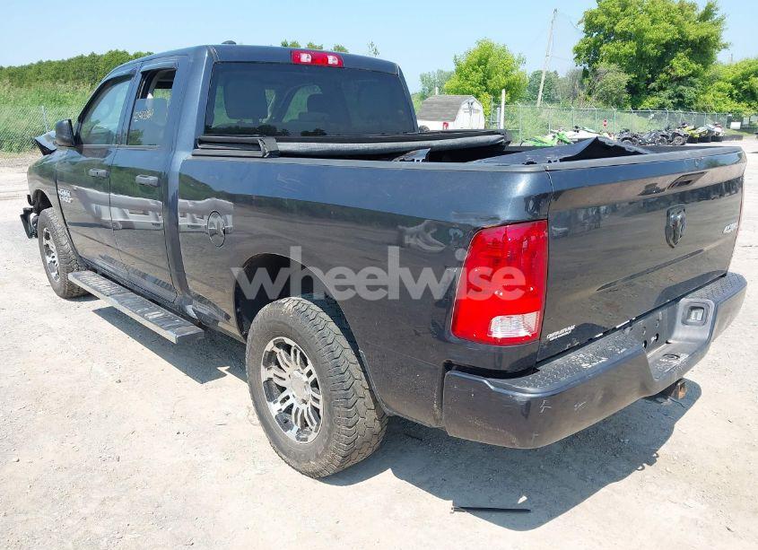 Photo 3 of 2019 Ram 1500 CLASSIC EXPRESS 4X4 6'4 BOX (VIN 1C6RR7FG4KS624571)
