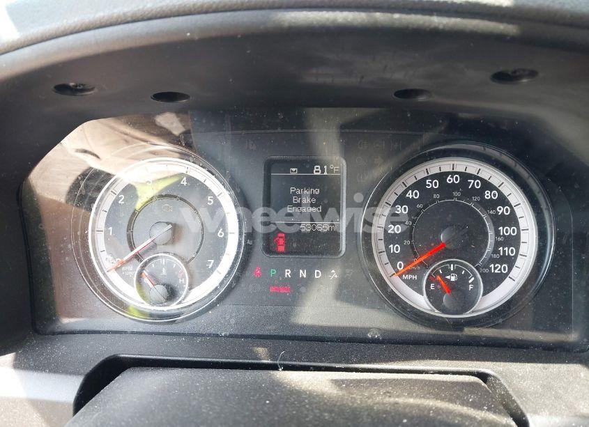 Photo 7 of 2019 Ram 1500 CLASSIC EXPRESS 4X4 6'4 BOX (VIN 1C6RR7FG4KS624571)