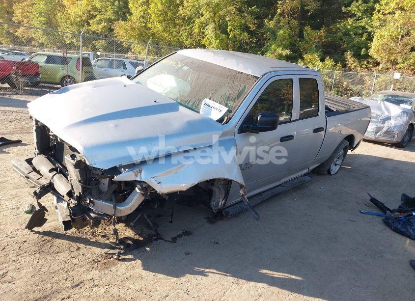 Photo 2 of 2016 Ram 1500 EXPRESS (VIN 1C6RR7FG5GS350725)