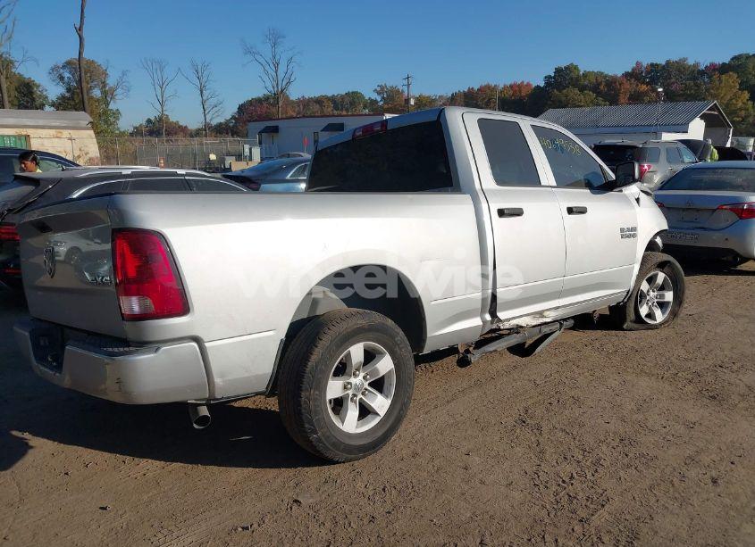 Photo 4 of 2016 Ram 1500 EXPRESS (VIN 1C6RR7FG5GS350725)