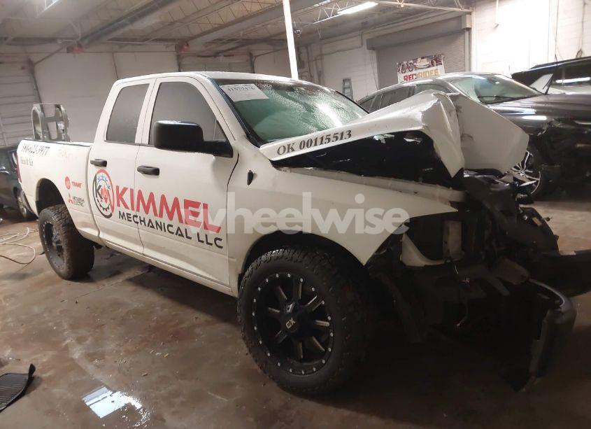 2016 Ram 1500 TRADESMAN (VIN 1C6RR7FG5GS377097) main photo