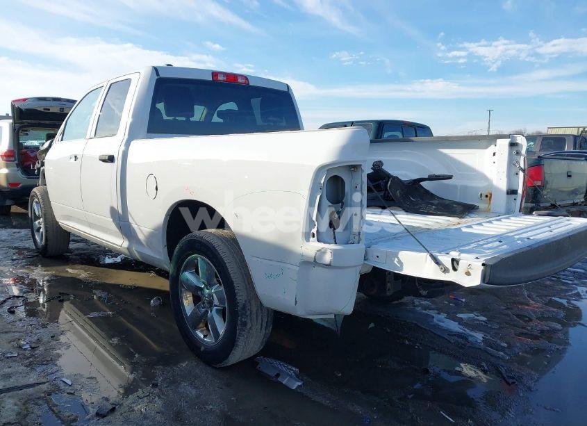 Photo 3 of 2018 Ram 1500 (VIN 1C6RR7FG5JS326965)