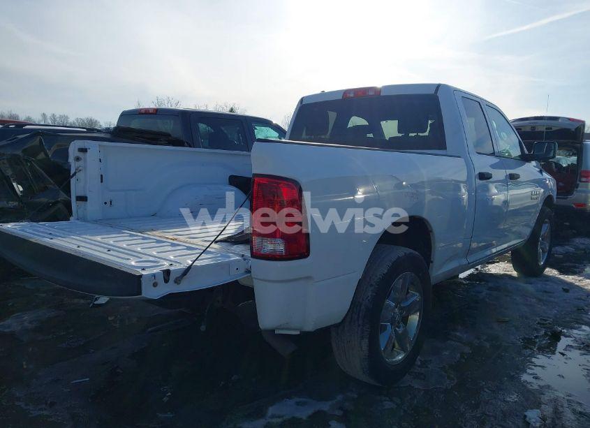Photo 4 of 2018 Ram 1500 (VIN 1C6RR7FG5JS326965)