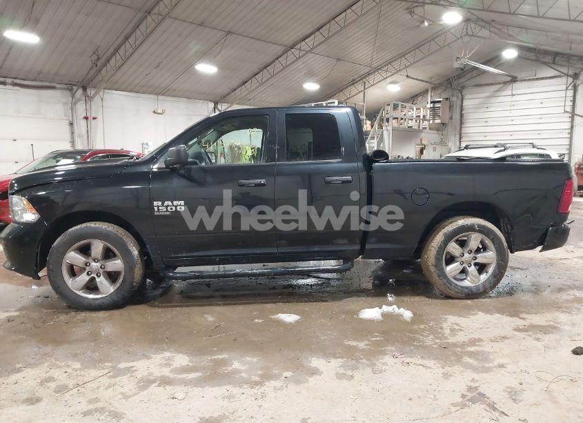 Photo 14 of 2019 Ram 1500 CLASSIC EXPRESS 4X4 6'4 BOX (VIN 1C6RR7FG5KS503144)