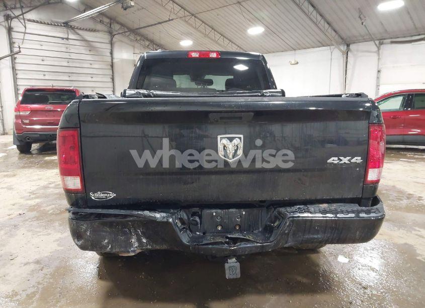 Photo 16 of 2019 Ram 1500 CLASSIC EXPRESS 4X4 6'4 BOX (VIN 1C6RR7FG5KS503144)