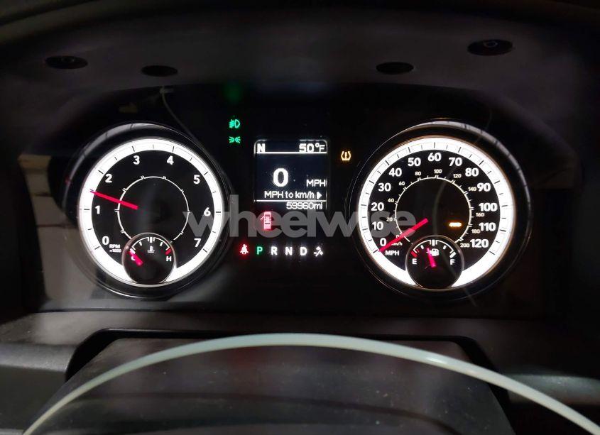 Photo 7 of 2019 Ram 1500 CLASSIC EXPRESS 4X4 6'4 BOX (VIN 1C6RR7FG5KS503144)