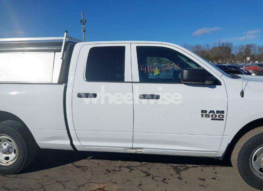Photo 13 of 2019 Ram 1500 CLASSIC TRADESMAN 4X4 6'4 BOX (VIN 1C6RR7FG5KS597588)