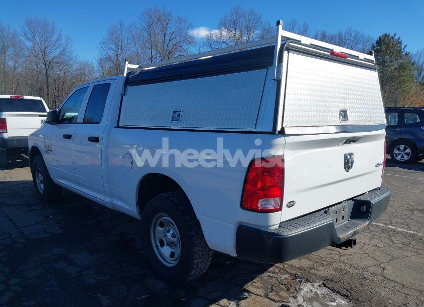Photo 3 of 2019 Ram 1500 CLASSIC TRADESMAN 4X4 6'4 BOX (VIN 1C6RR7FG5KS597588)