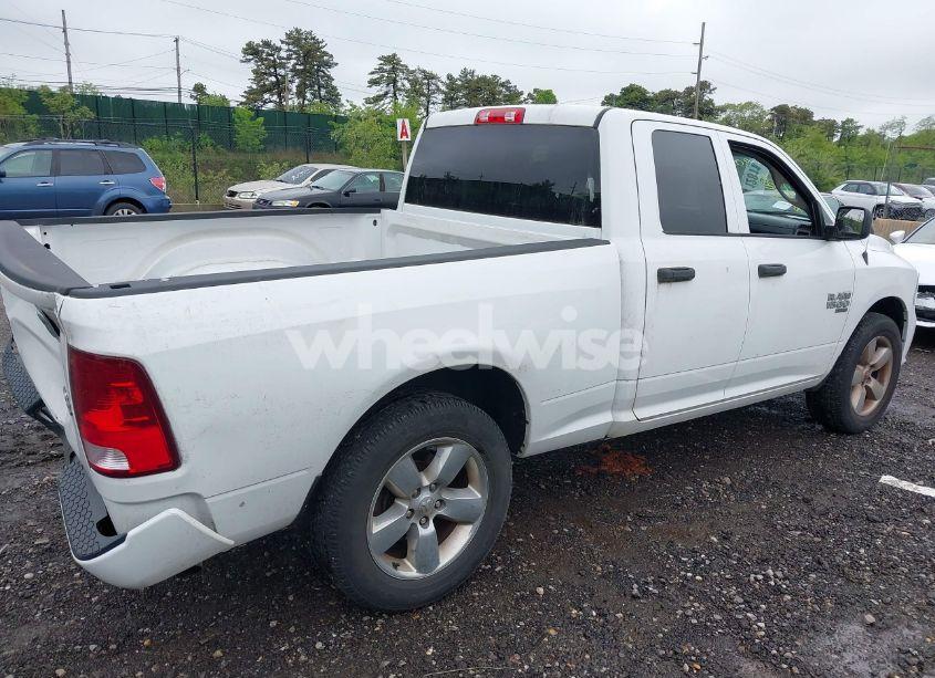 Photo 13 of 2019 Ram 1500 CLASSIC EXPRESS 4X4 6'4 BOX (VIN 1C6RR7FG5KS636714)