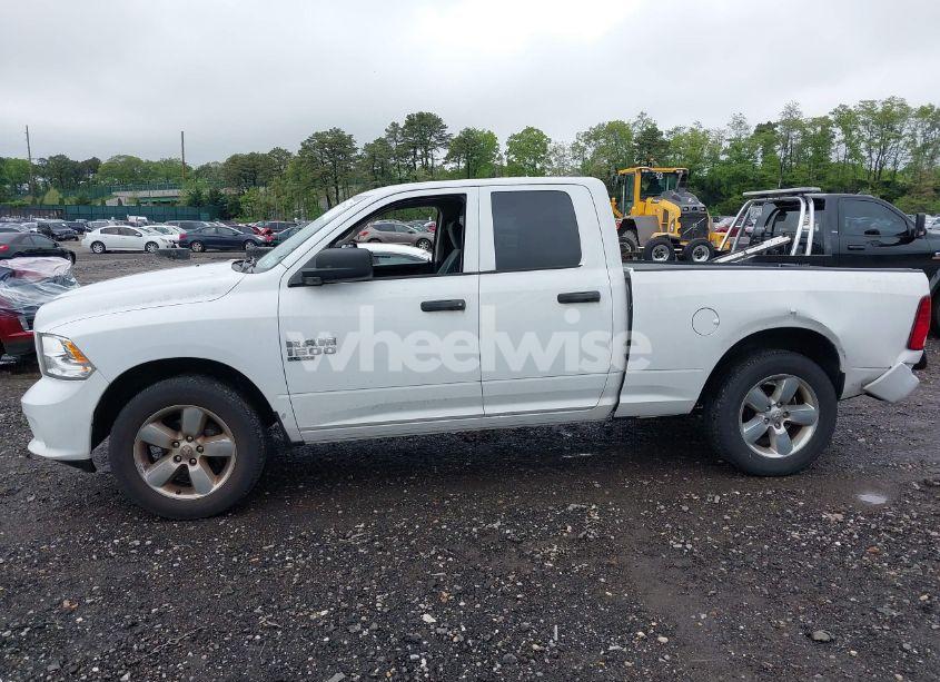 Photo 14 of 2019 Ram 1500 CLASSIC EXPRESS 4X4 6'4 BOX (VIN 1C6RR7FG5KS636714)