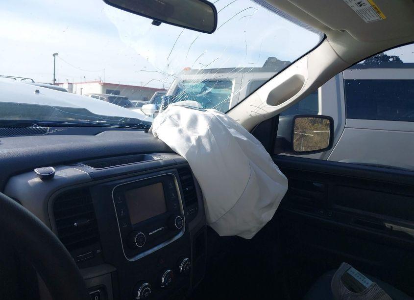 Photo 17 of 2022 Ram 1500 CLASSIC TRADESMAN 4X4 6'4 BOX (VIN 1C6RR7FG5NS139358)