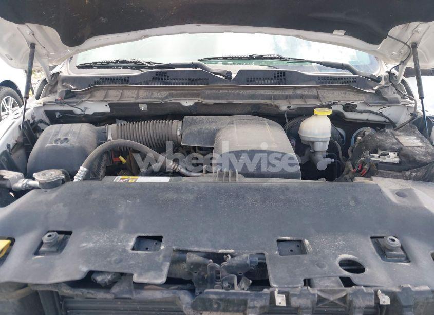 Photo 10 of 2017 Ram 1500 EXPRESS 4X4 6'4 BOX (VIN 1C6RR7FG6HS698602)