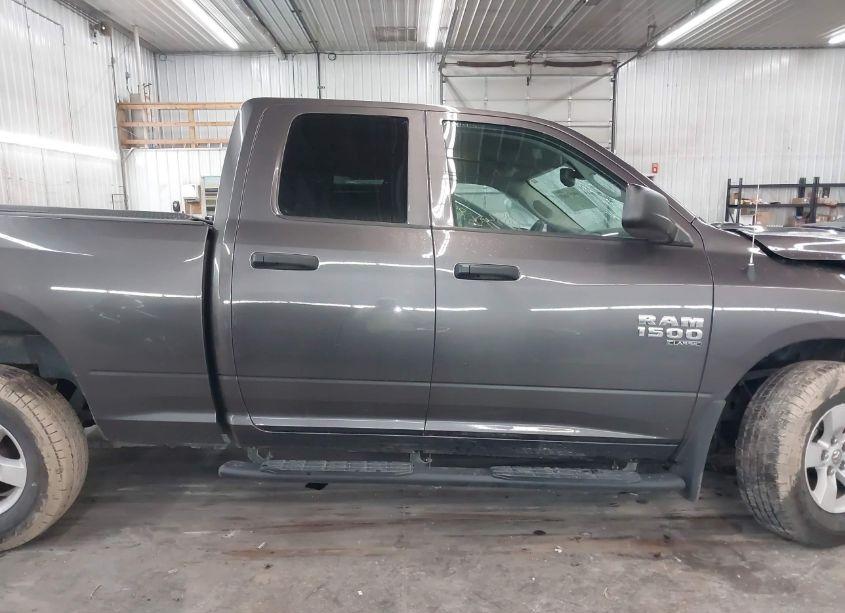 Photo 13 of 2019 Ram 1500 CLASSIC EXPRESS 4X4 6'4 BOX (VIN 1C6RR7FG6KS523564)