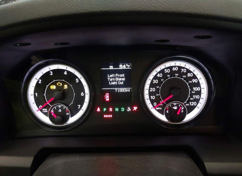 Photo 7 of 2019 Ram 1500 CLASSIC EXPRESS 4X4 6'4 BOX (VIN 1C6RR7FG6KS523564)